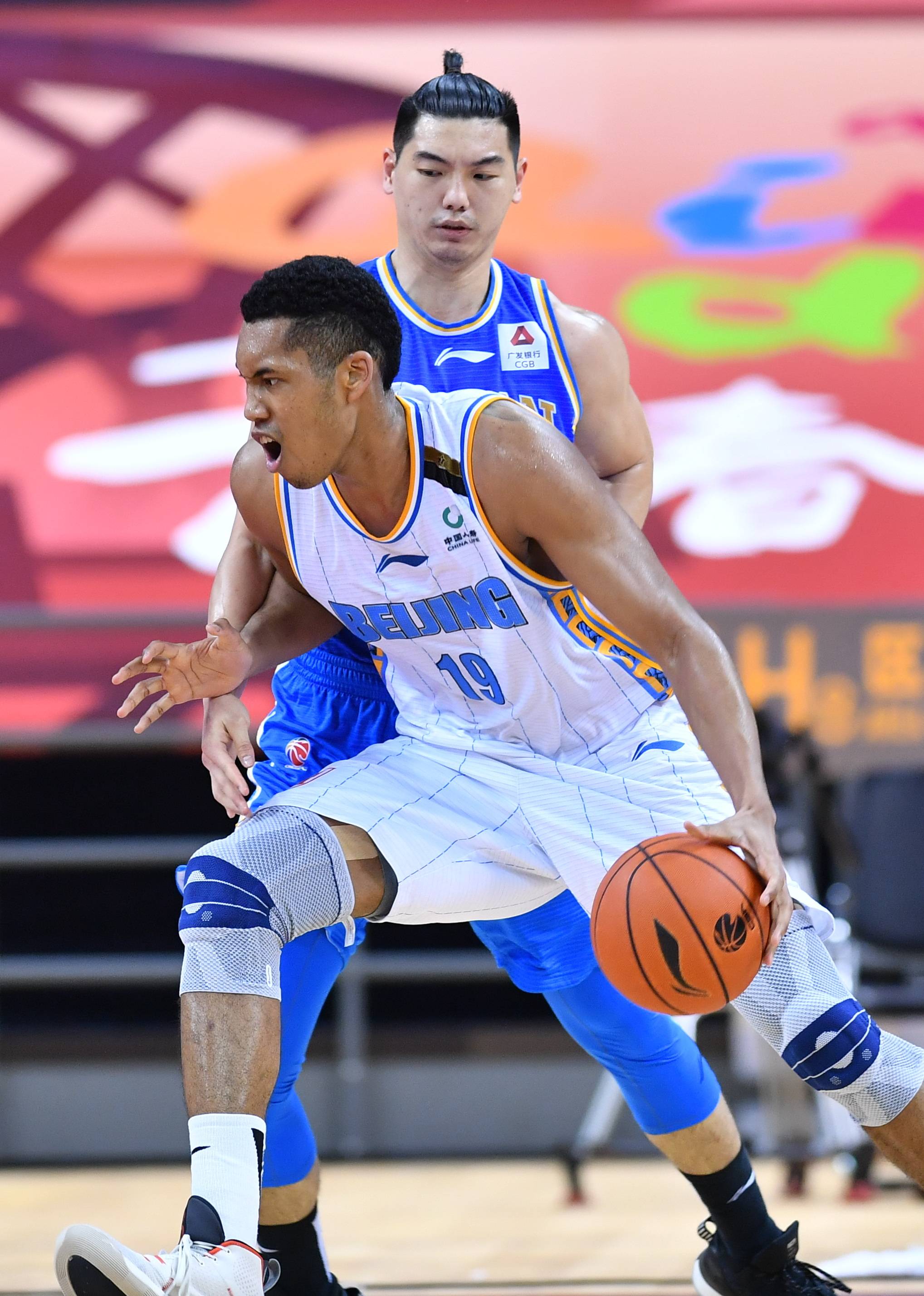 人策略的一 人策略的一