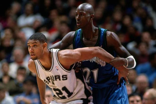 队分担进攻 队分担进攻