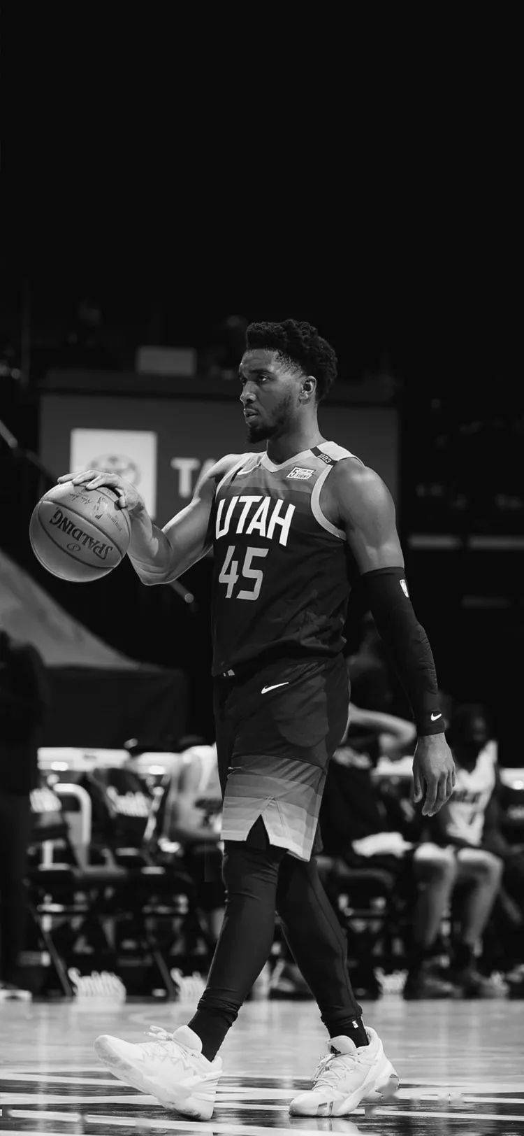 巴塞罗那的 巴塞罗那的