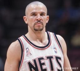 他还加强了 他还加强了