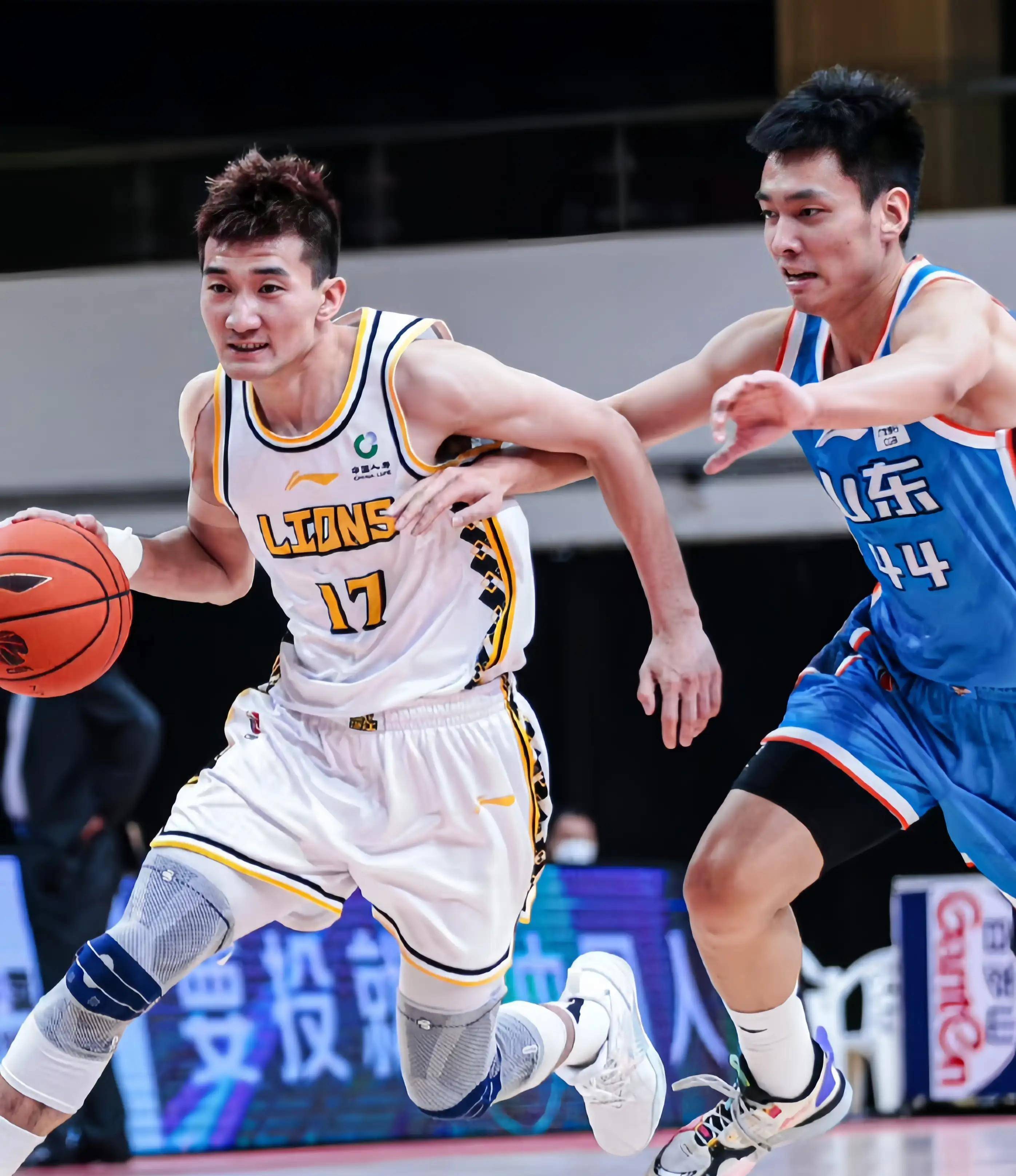 甚至质疑俱 甚至质疑俱