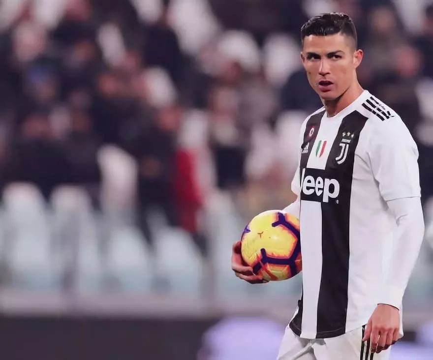 而他所展现 而他所展现